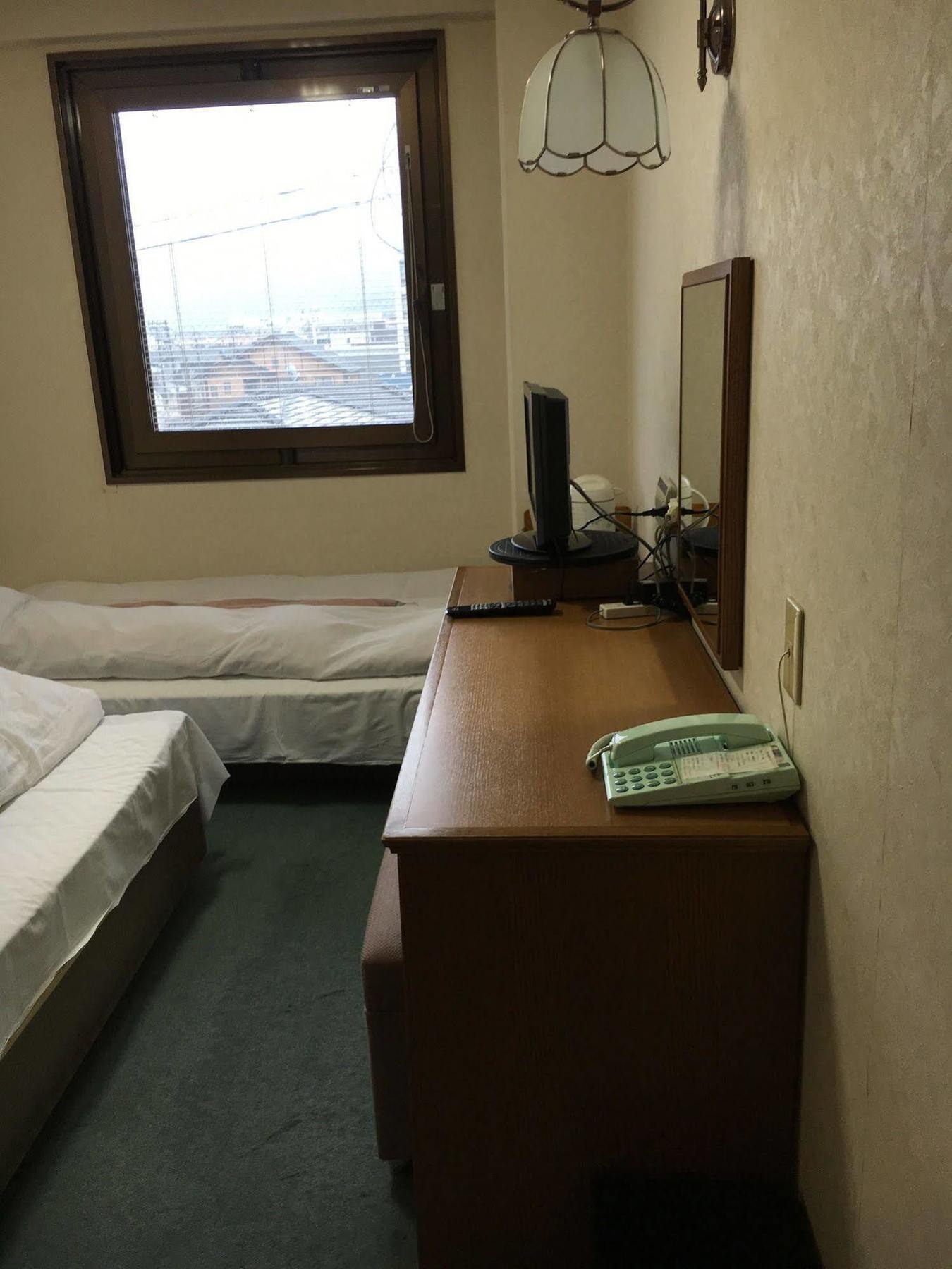 Aoi Business Hotel Fukuyama Exterior photo